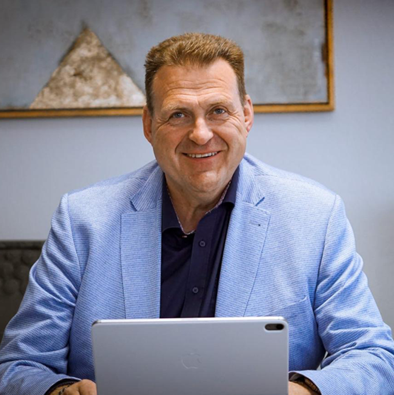 Olaf Daecke, EVB-Finance
